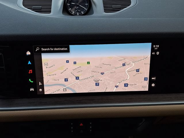 Certified 2026 Porsche Cayenne E-Hybrid Coupe AWD/4WD image 18