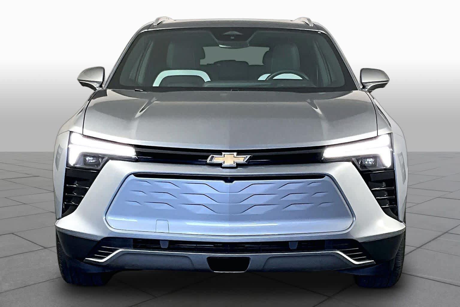Certified 2024 Chevrolet Blazer EV LT AWD/4WD image 3