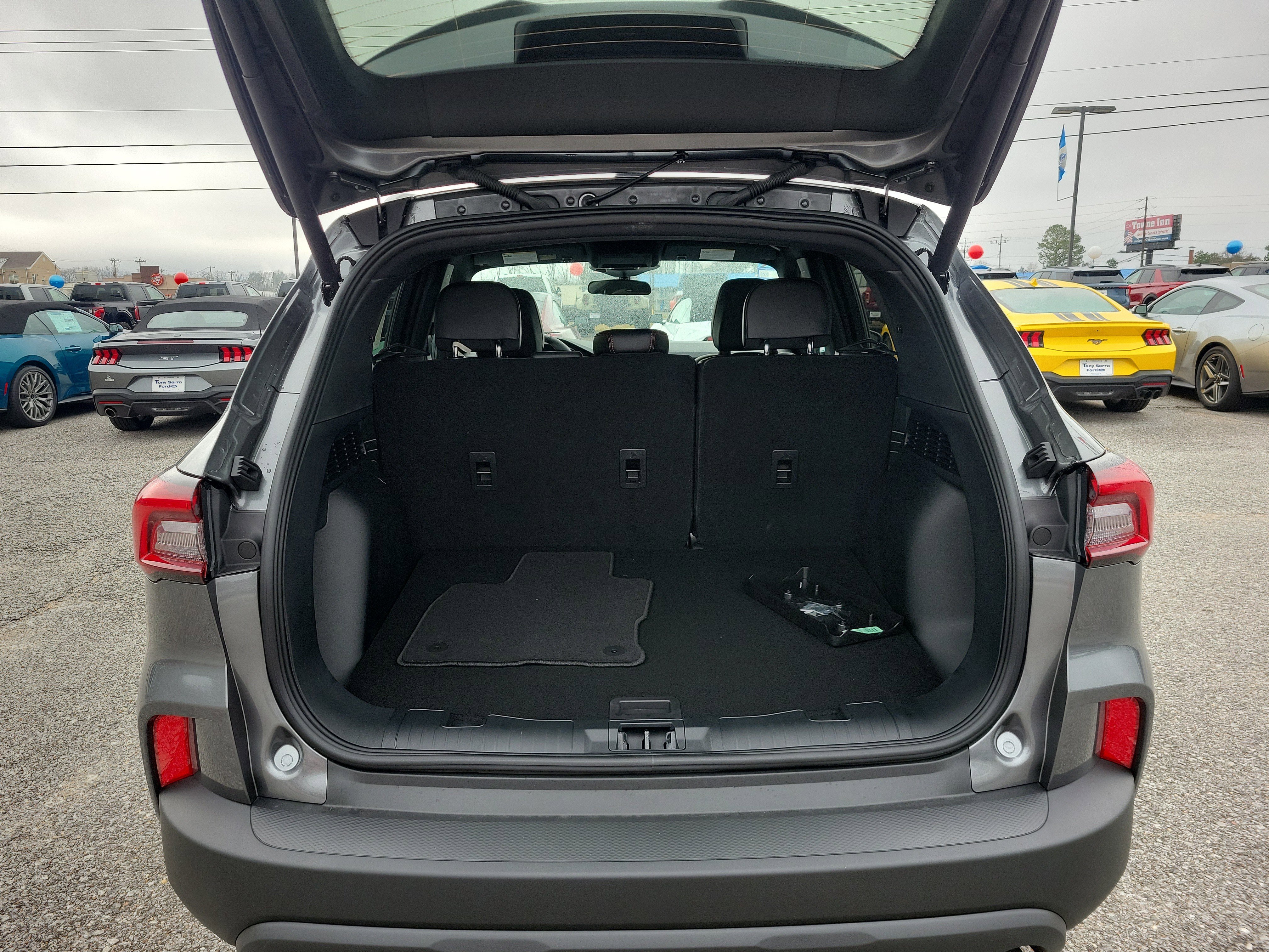 New 2026 Ford Escape ST-Line image 10