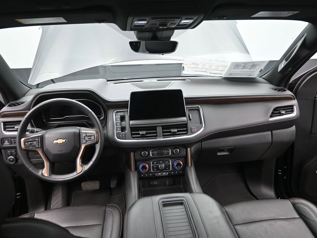 Used 2024 Chevrolet Tahoe High Country AWD/4WD image 25