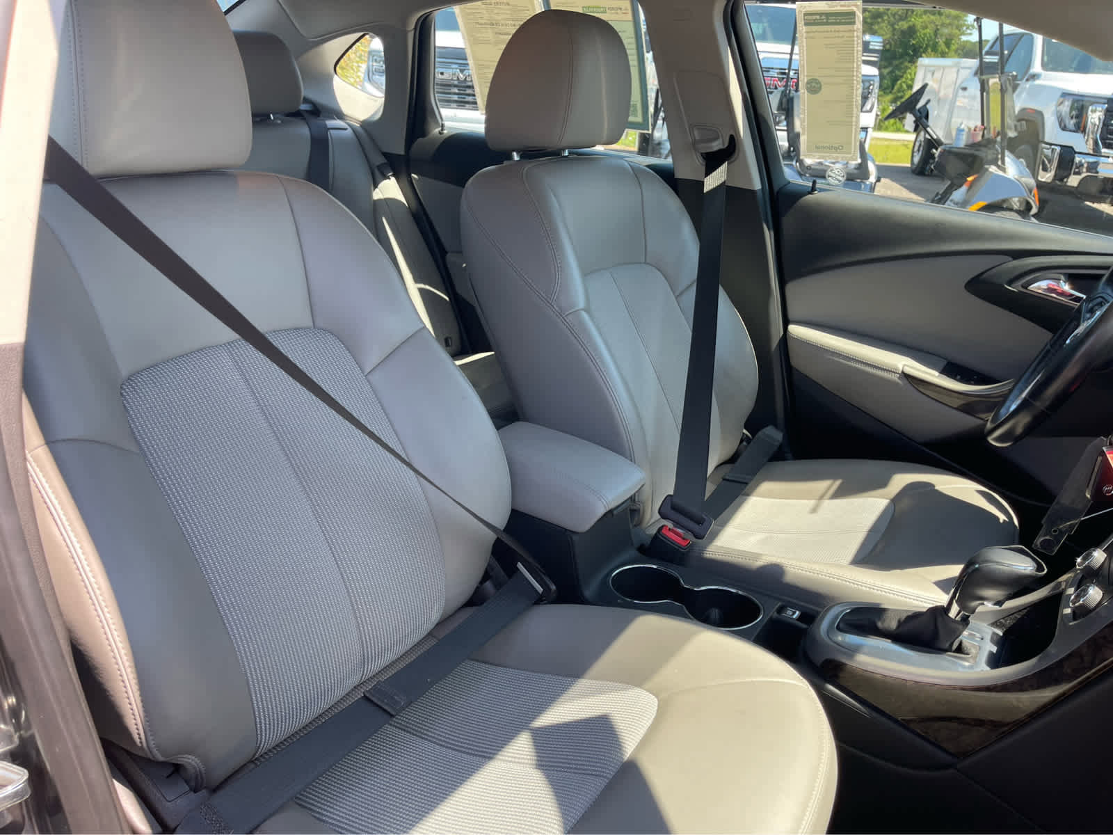 Used 2013 Buick Verano FWD image 25