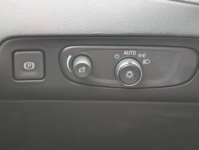 Used 2021 Buick Enclave Preferred FWD image 22