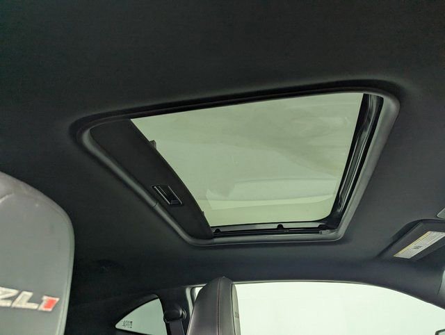 Used 2014 Chevrolet Camaro ZL1 RWD image 25