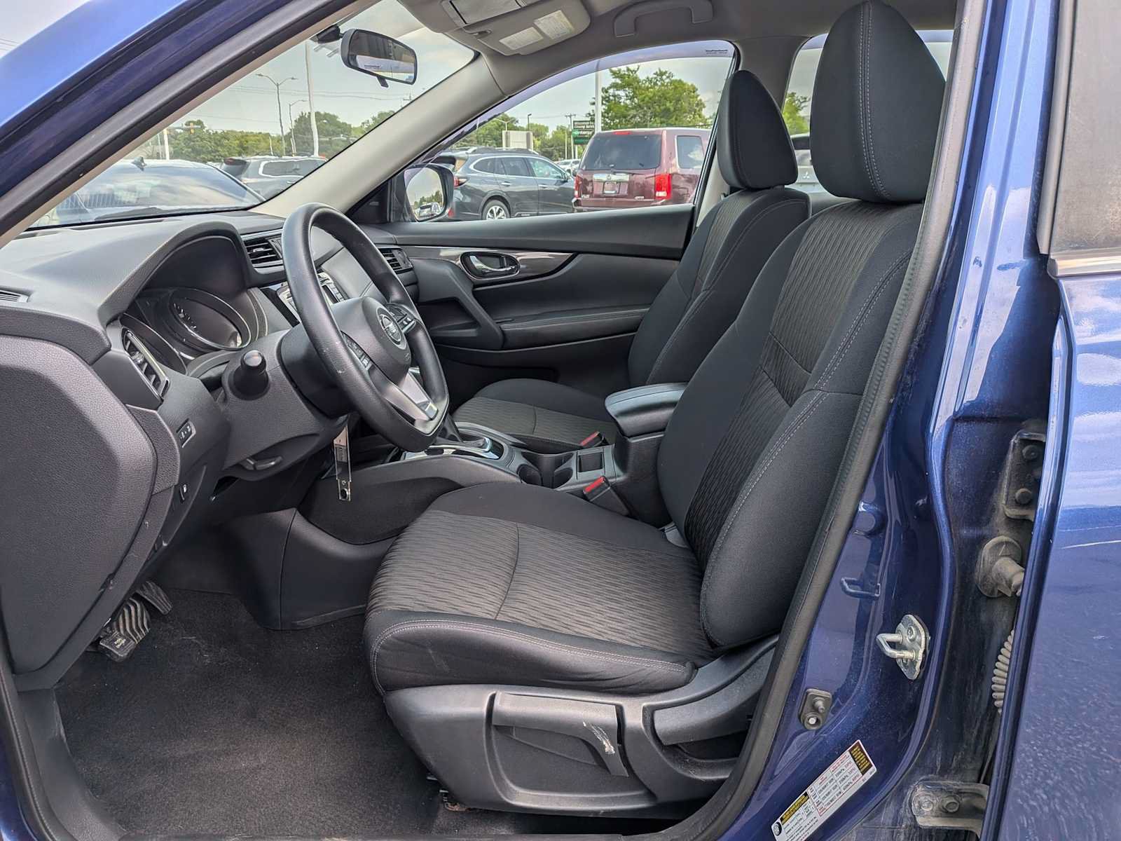 Used 2018 Nissan Rogue S AWD/4WD image 16