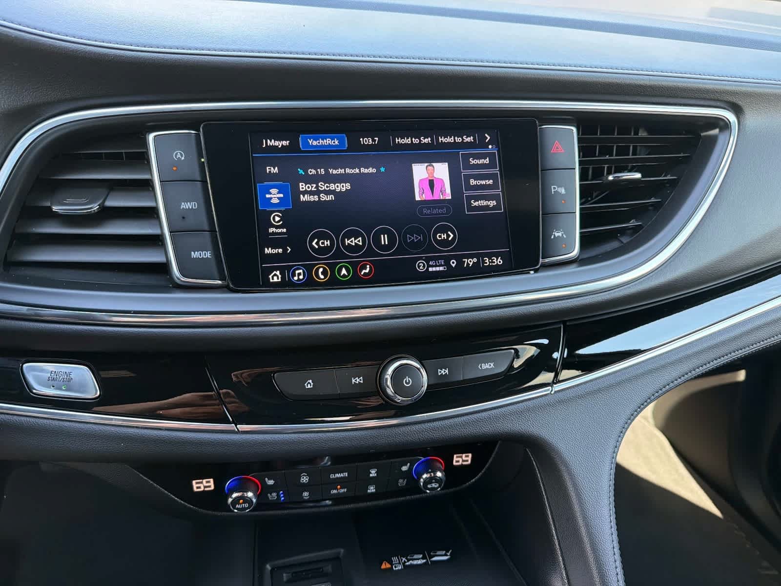 Used 2024 Buick Enclave Avenir w/ Avenir Technology Package AWD/4WD image 16