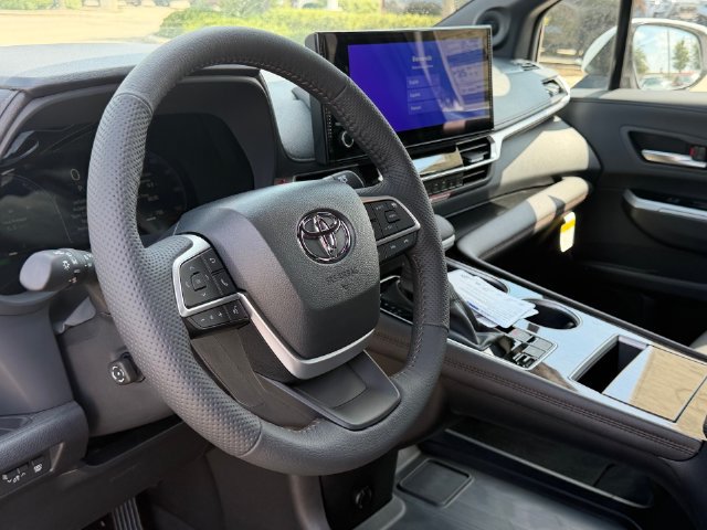 New 2026 Toyota Sienna Platinum AWD/4WD image 9