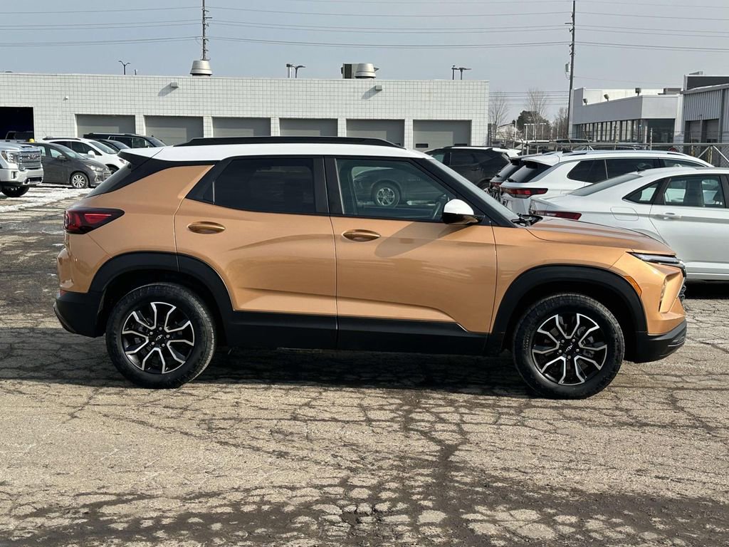 Certified 2024 Chevrolet TrailBlazer ACTIV w/ Driver Confidence Package image 3