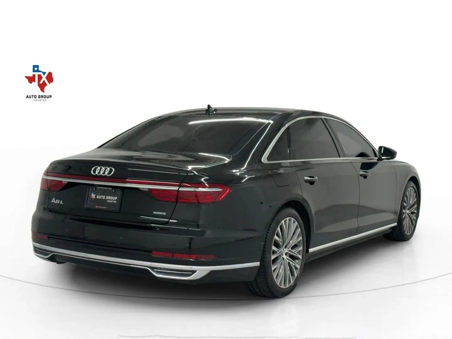 Used 2019 Audi A8 L 3.0T w/ Executive Package image 5
