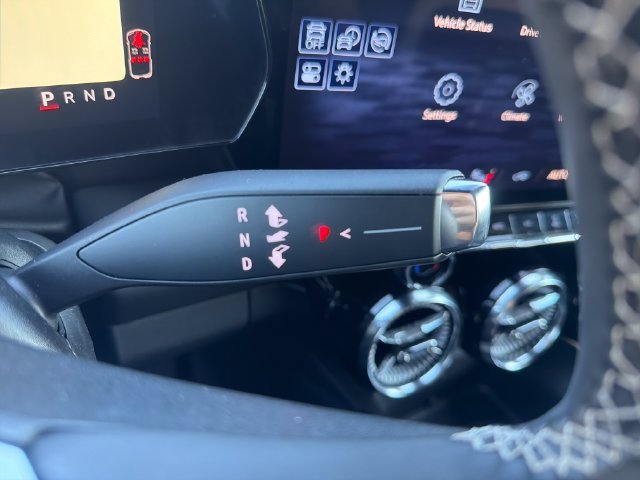 Certified 2025 Chevrolet Blazer EV LT AWD/4WD image 20