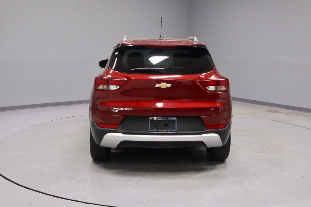 Used 2023 Chevrolet TrailBlazer LT w/ Convenience Package AWD/4WD image 9