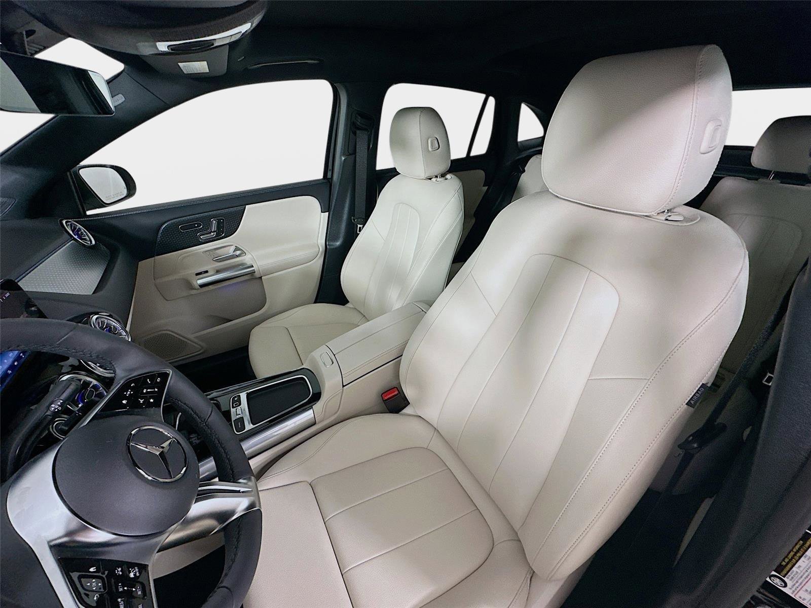 Certified 2026 Mercedes-Benz GLA 250 4MATIC image 26