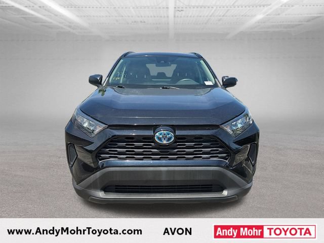 Used 2021 Toyota RAV4 LE AWD/4WD image 3