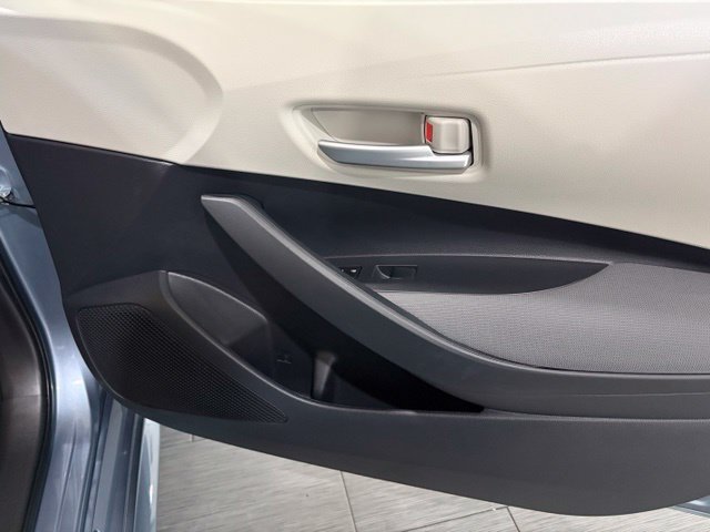 Used 2021 Toyota Corolla LE FWD image 13
