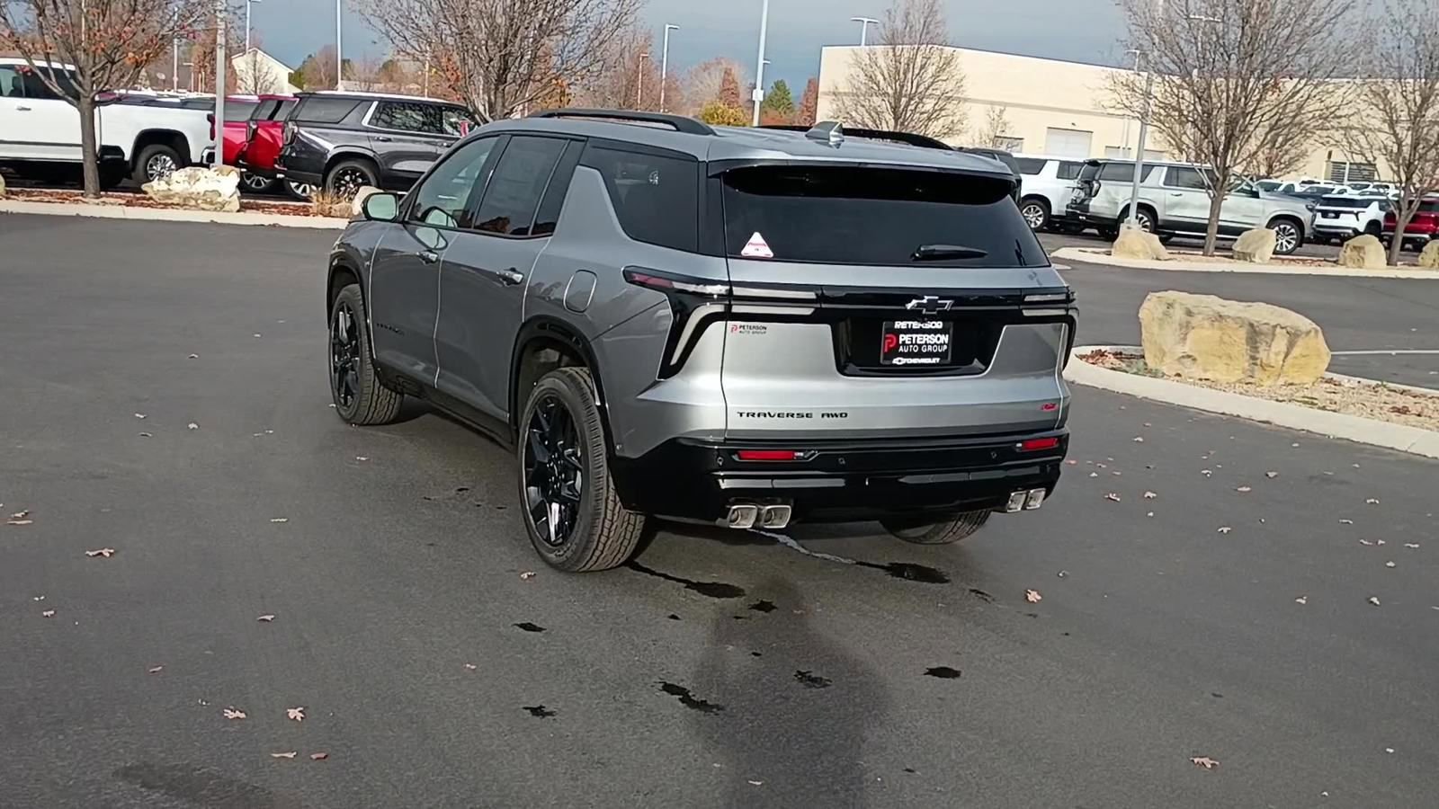 New 2026 Chevrolet Traverse RS image 2