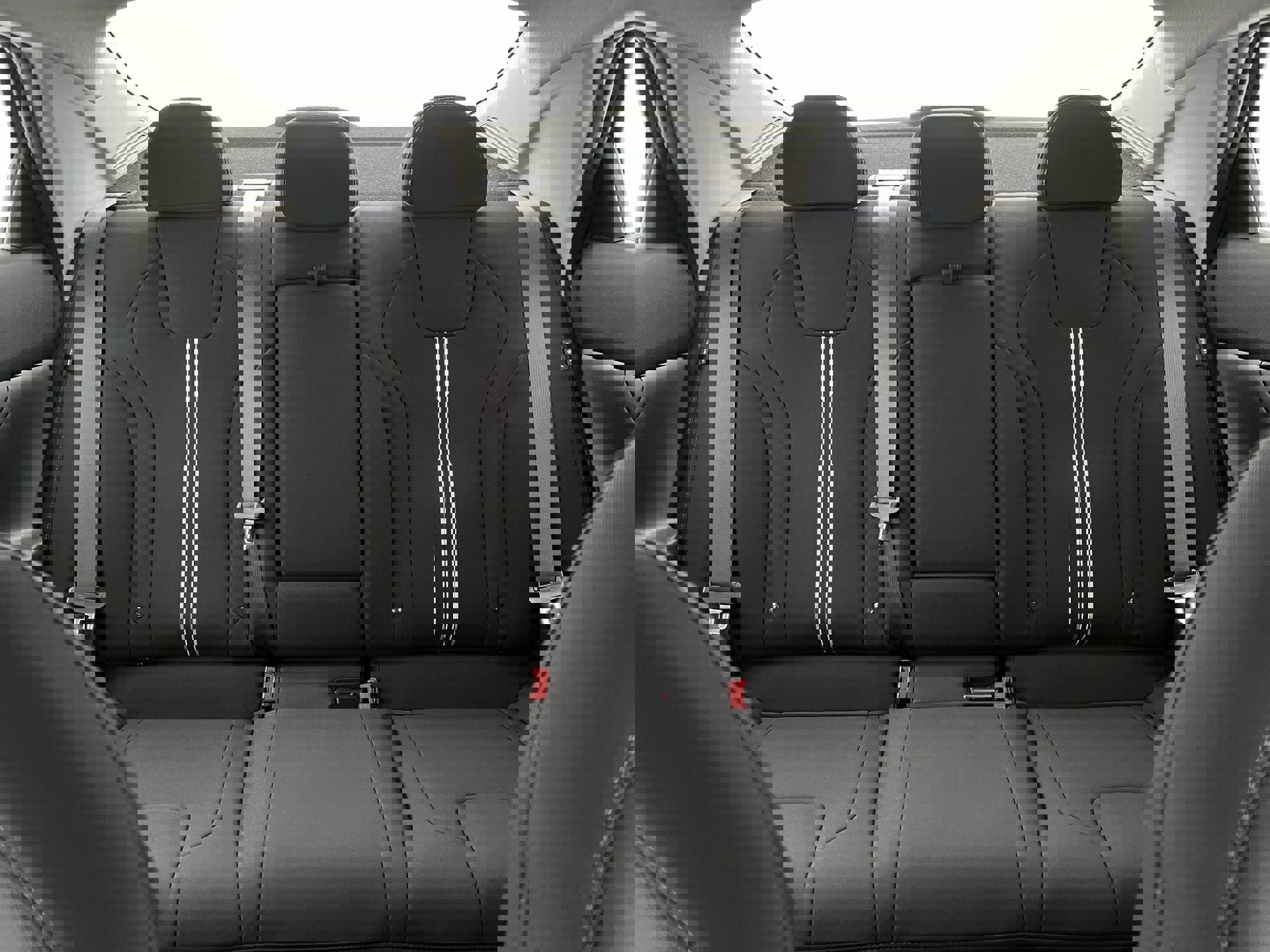 New 2025 Hyundai Elantra SEL image 16