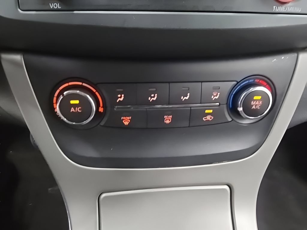 Used 2015 Nissan Sentra S FWD image 32