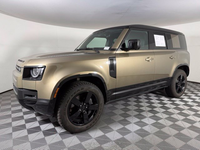 Used 2026 Land Rover Defender 110 X-Dynamic SE AWD/4WD image 2