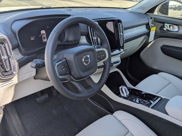 New 2026 Volvo XC40 B5 Plus w/ Protection Package Premier AWD/4WD image 7
