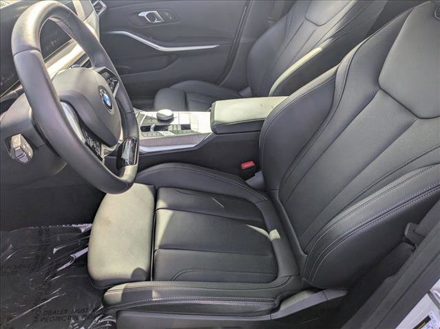 Used 2025 BMW 330i Sedan image 16