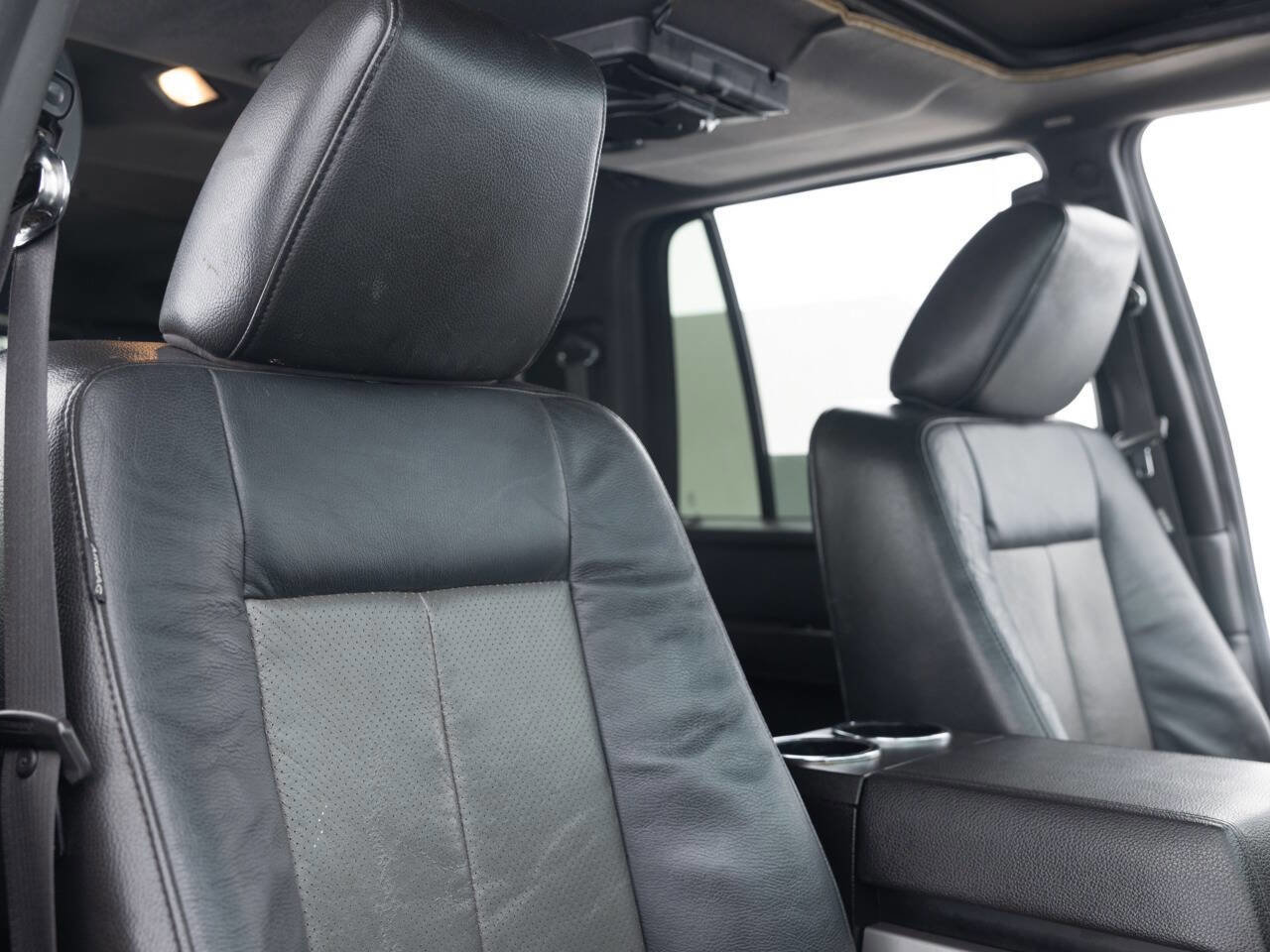 Used 2011 Ford Expedition EL XLT w/ 202A Rapid Spec Order Code image 26