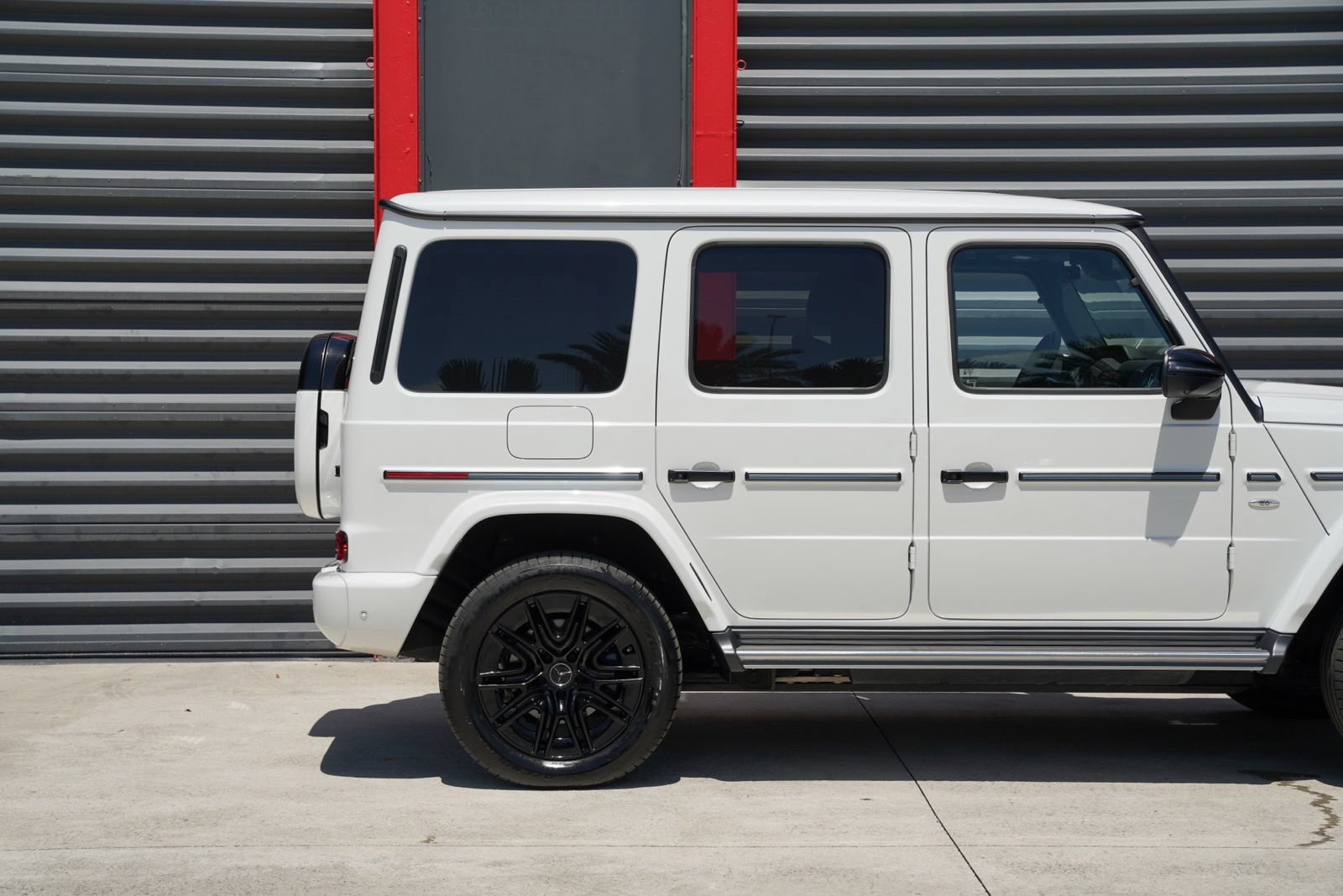 Used 2025 Mercedes-Benz G 580 w/ EQ Technology image 16