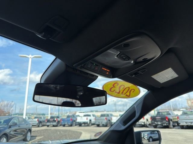 Used 2023 Chevrolet Colorado W/T image 28