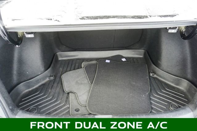 Used 2022 Honda Civic Touring image 6