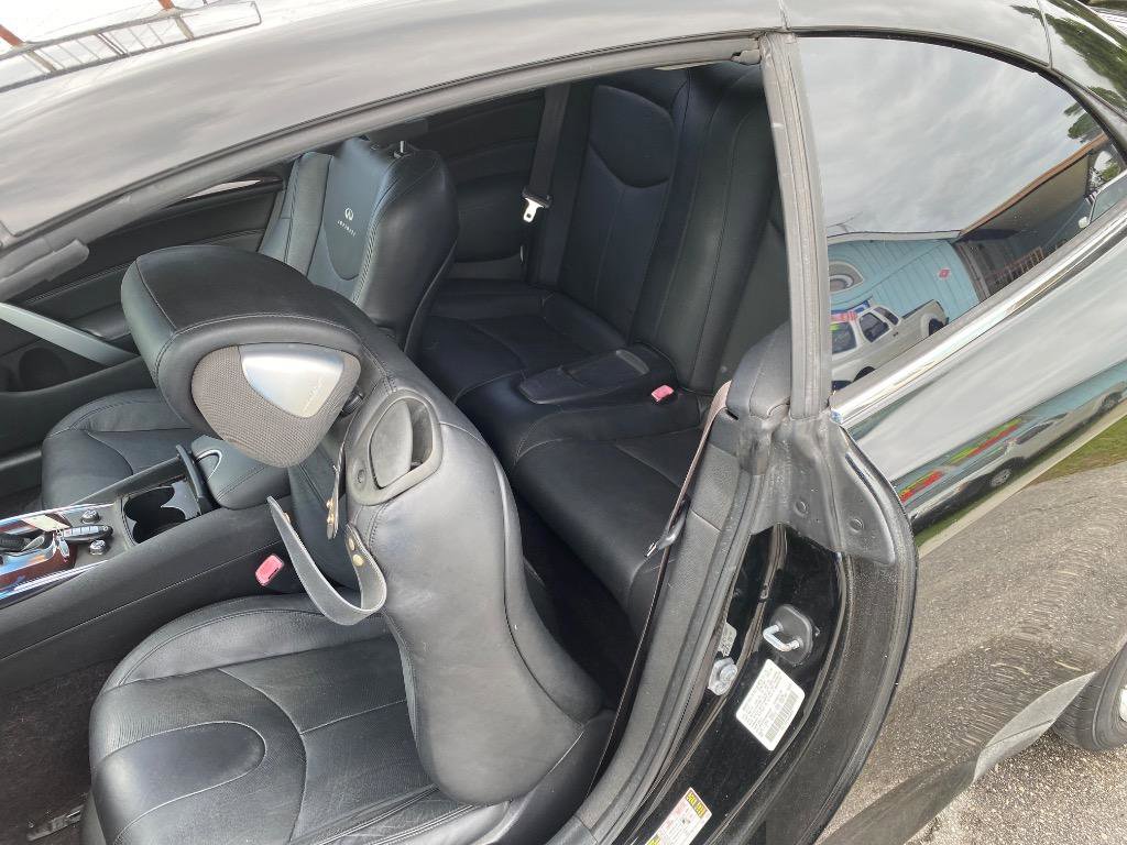 Used 2010 INFINITI G37 Convertible w/ Premium Pkg RWD image 13