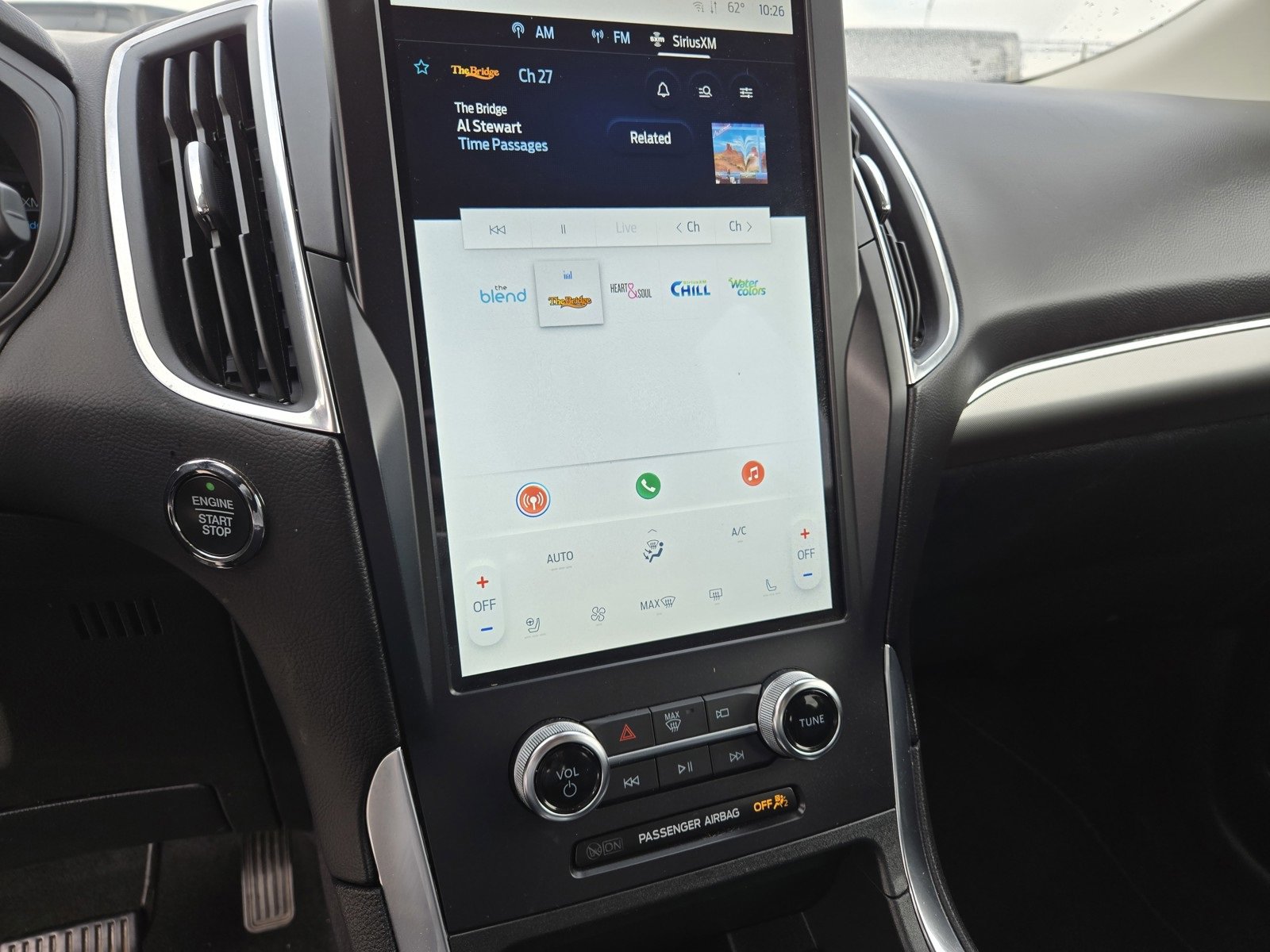 Used 2024 Ford Edge Titanium image 16