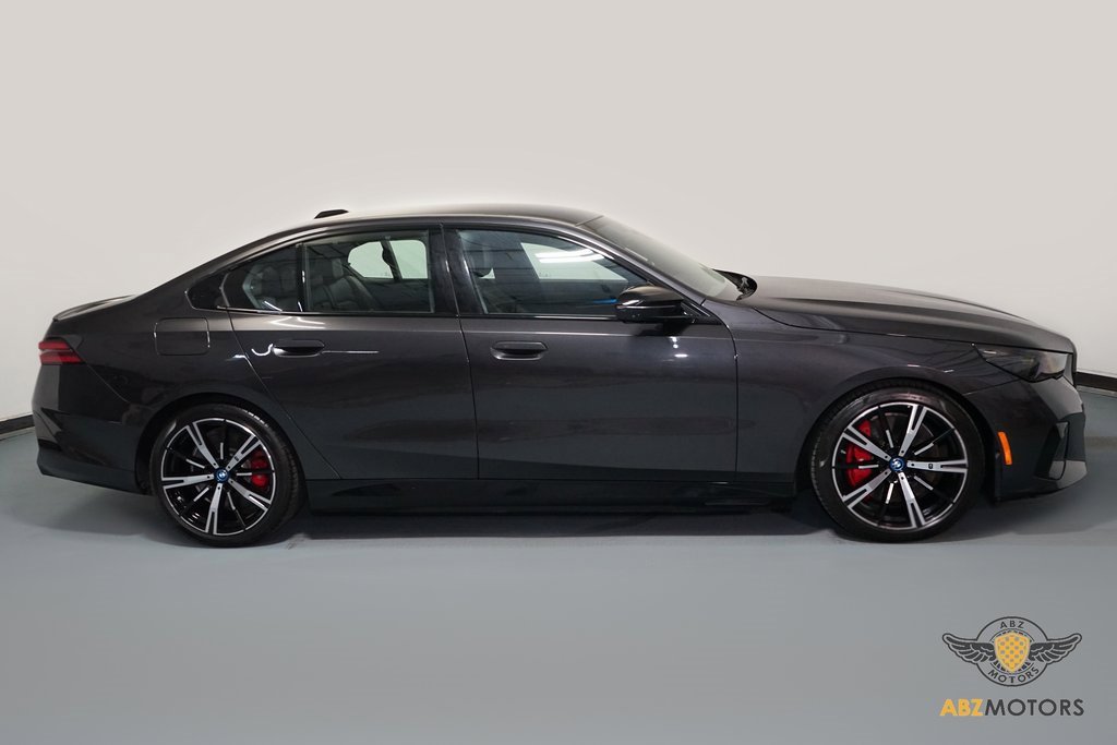 Used 2024 BMW i5 M60 w/ Executive Package image 4