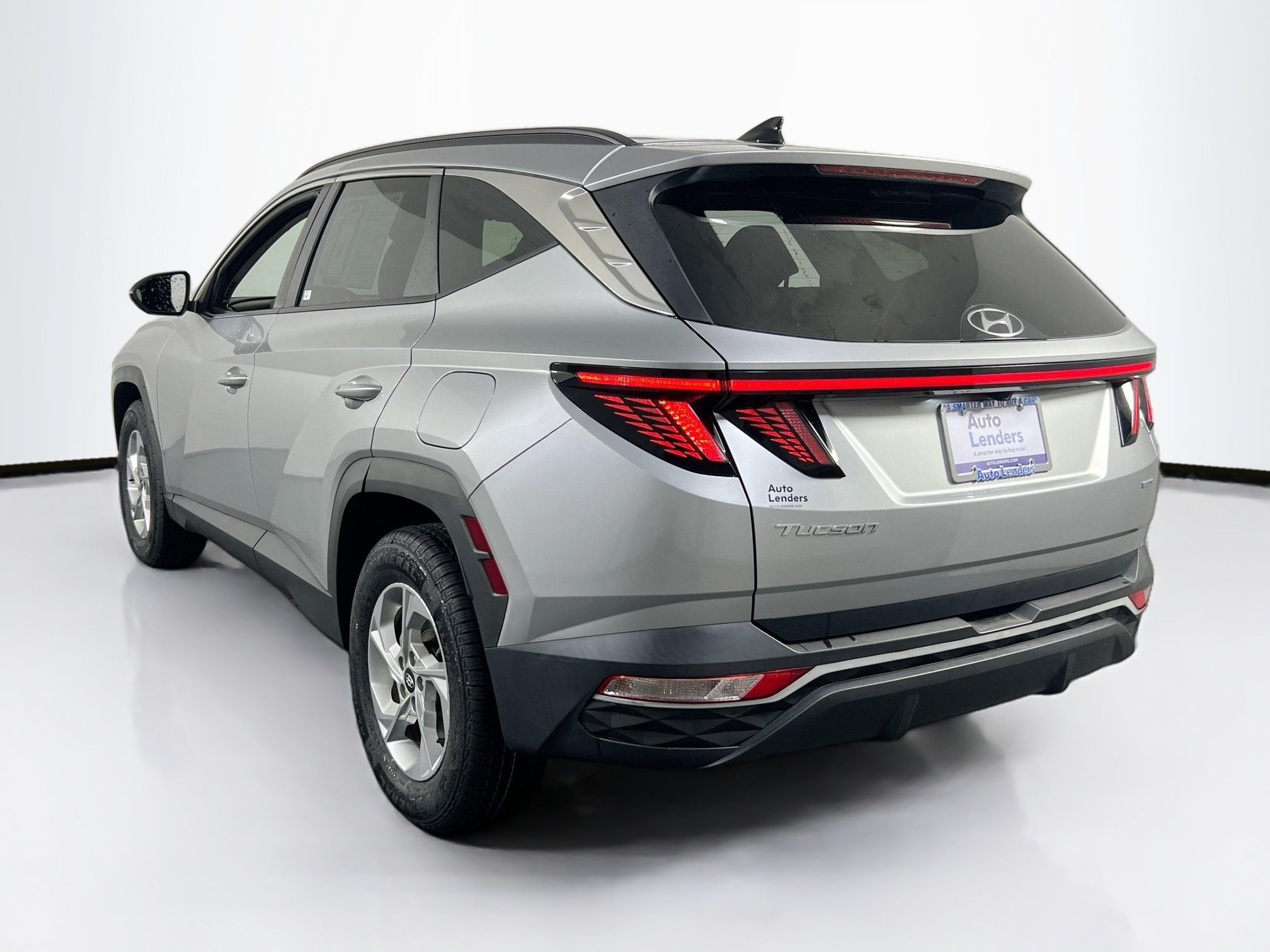 Used 2023 Hyundai Tucson SEL w/ Cargo Package AWD/4WD image 7