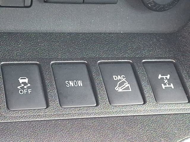 Used 2018 Toyota Highlander XLE AWD/4WD image 20