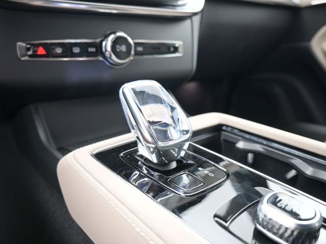 New 2026 Volvo XC90 B6 Ultra w/ Protection Package Premier image 12