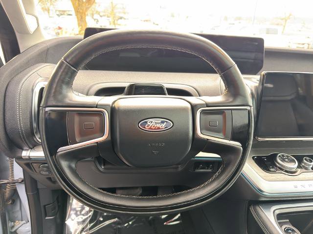 Certified 2025 Ford Expedition Max Platinum w/ Driver's Package image 24