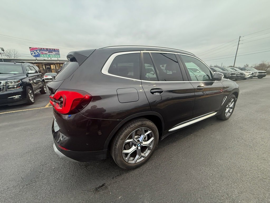 Used 2023 BMW X3 sDrive30i w/ Premium Package image 3