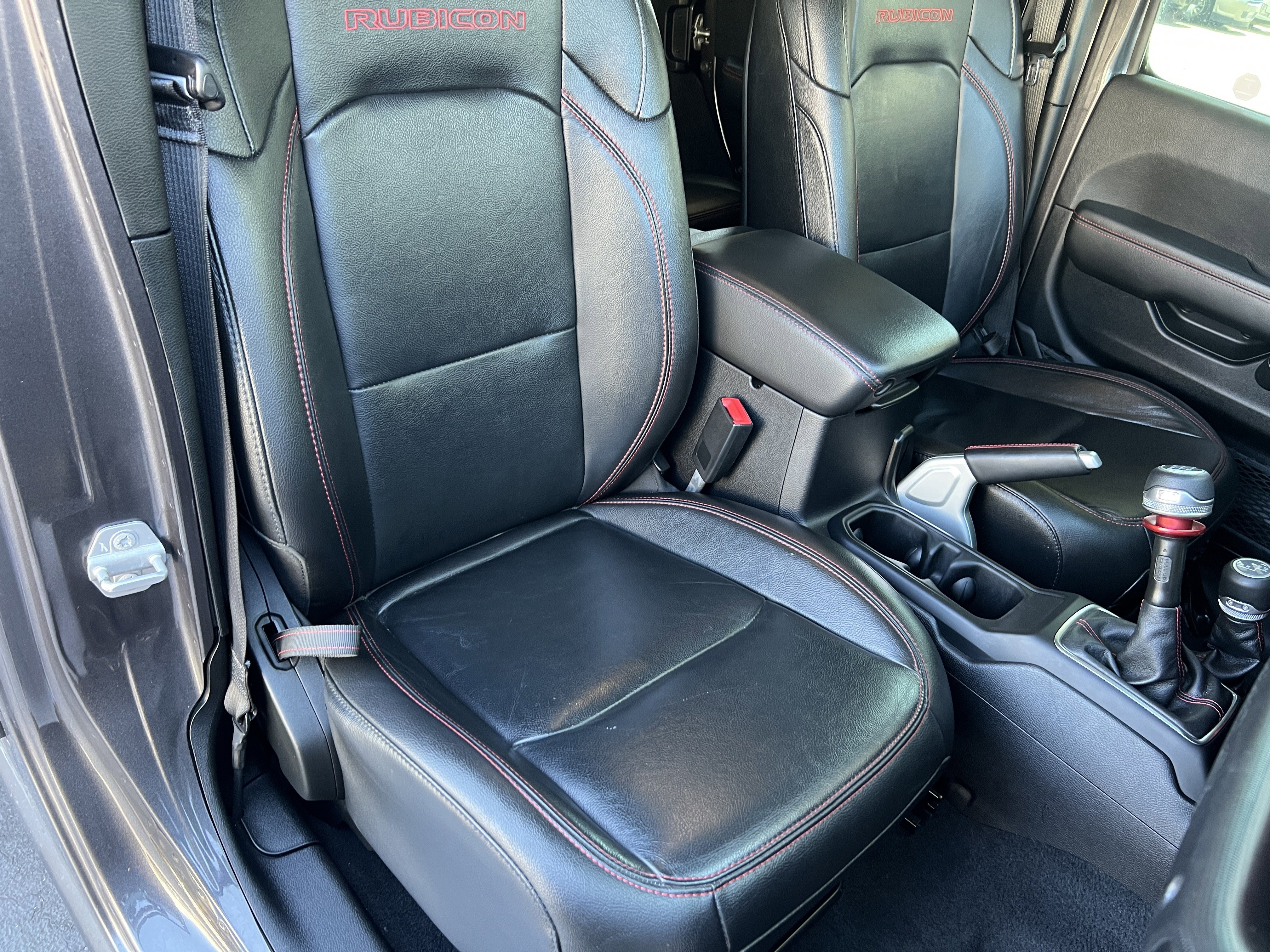 Used 2020 Jeep Wrangler Unlimited Rubicon w/ Uconnect 4C Nav & Sound Group image 24