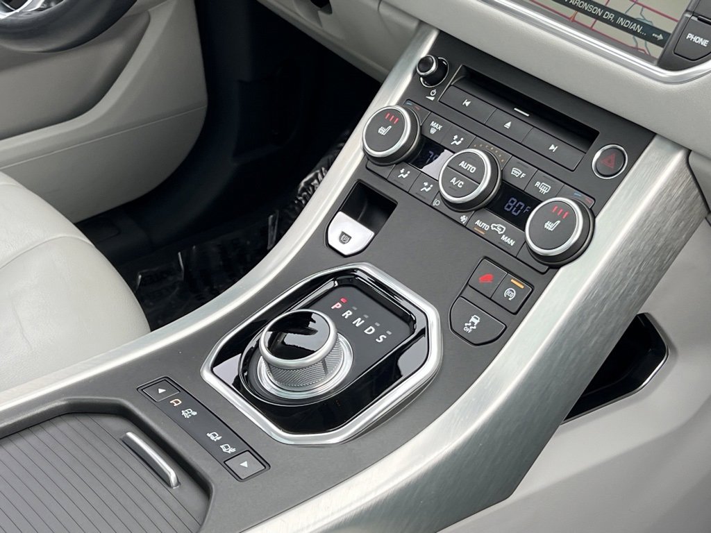 Used 2015 Land Rover Range Rover Evoque Pure Plus image 34