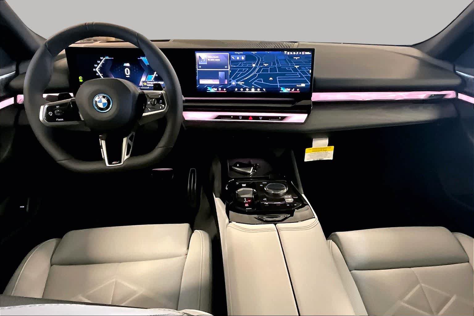 New 2026 BMW 550e xDrive AWD/4WD image 5