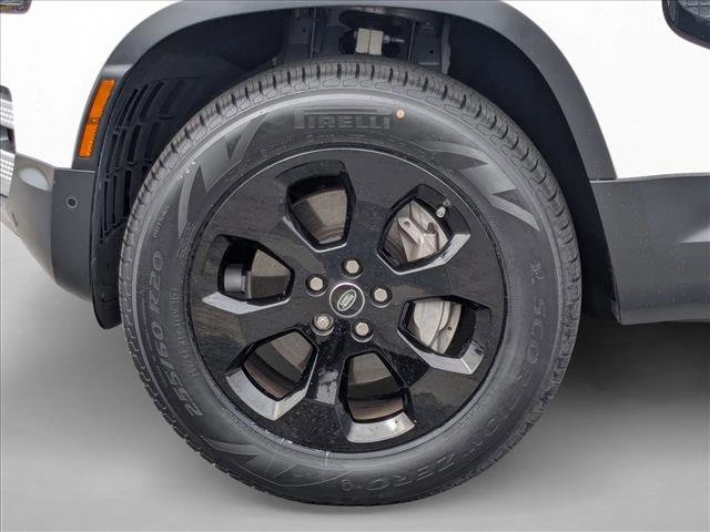 Certified 2023 Land Rover Defender 110 SE image 27