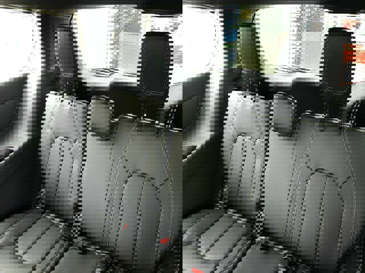 New 2026 Chrysler Pacifica Select image 12