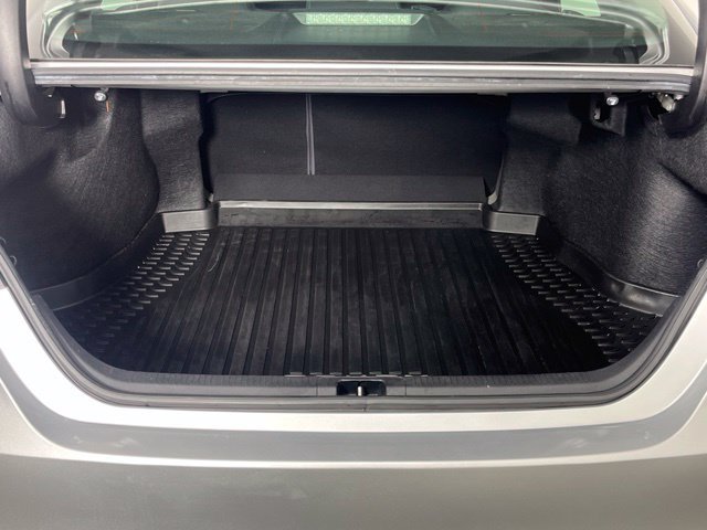 Used 2018 Toyota Camry LE FWD image 20