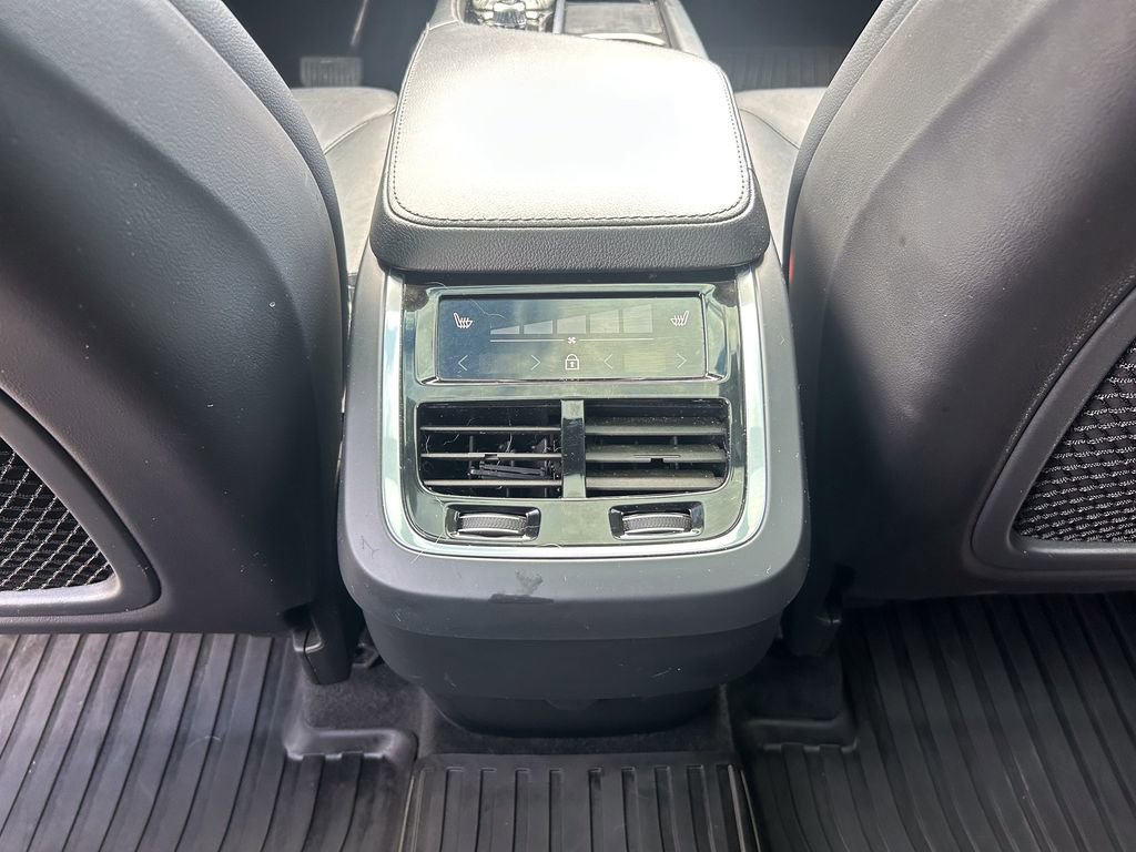 Used 2021 Volvo XC90 T5 Momentum w/ Climate Package image 38