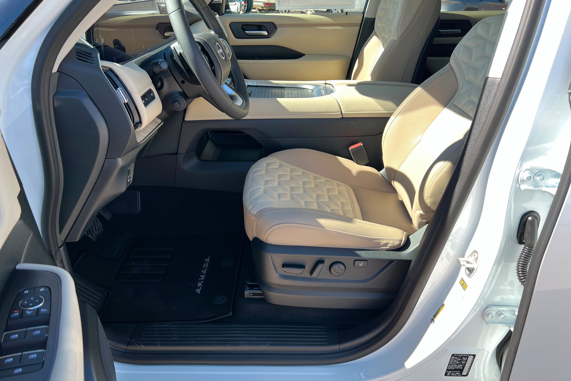 New 2026 Nissan Armada Platinum Reserve image 17