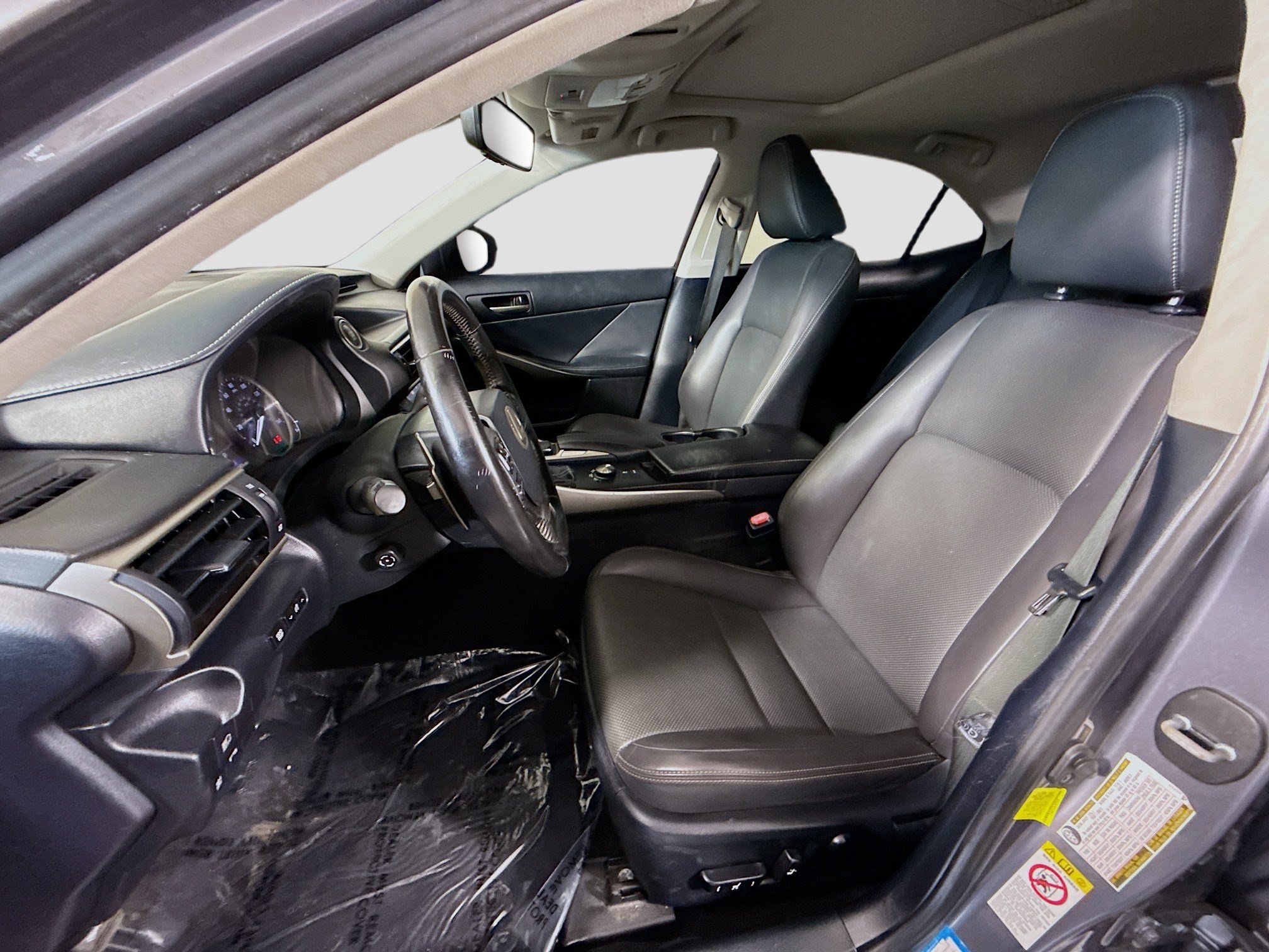 Used 2018 Lexus IS 300 w/ Comfort Package RWD image 22