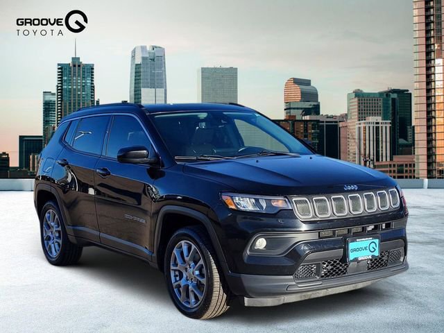 Used 2022 Jeep Compass Latitude w/ Sun and Sound Group image 8