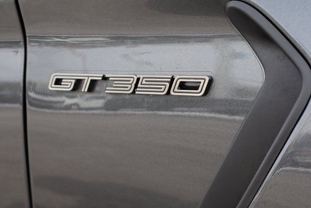Used 2020 Ford Mustang Shelby GT350 w/ Technology Package image 21