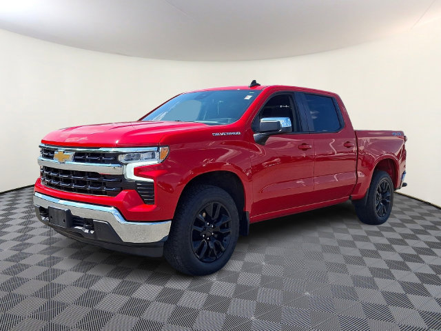 Used 2023 Chevrolet Silverado 1500 LT AWD/4WD image 3