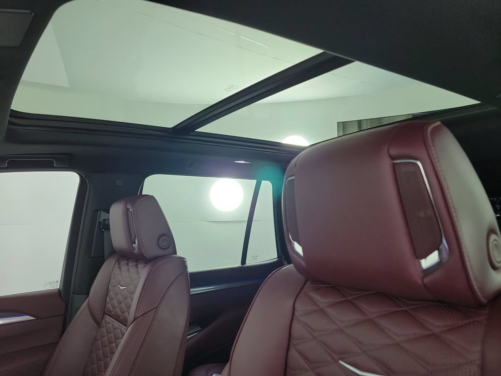Certified 2026 Cadillac Escalade Sport w/ Touring Package AWD/4WD image 19