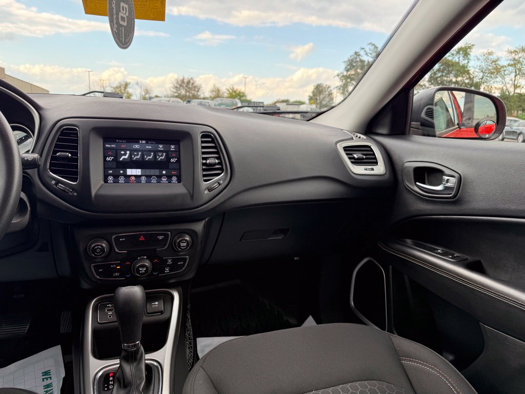Used 2020 Jeep Compass Sport FWD image 16