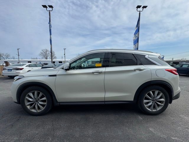 Used 2019 INFINITI QX50 Essential w/ Premium Heat Package AWD/4WD image 5